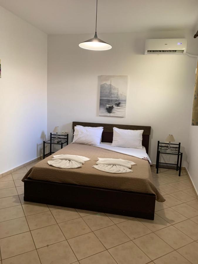 Little Yard Studios & Apartments #5 Budget Studio Naxos City Exterior photo